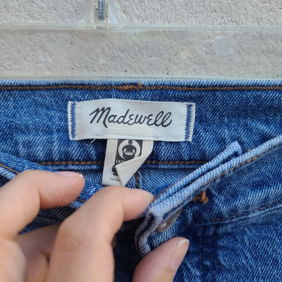 Madewell | The Perfect Vintage Jean in Enmore Wash: Raw-Hem Edition Plus Size 35 - Picture 5 of 13